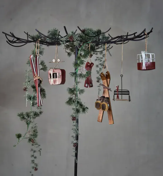 Ski deko 2ass 6x3x13cm - tre - Natur/R&oslash;d